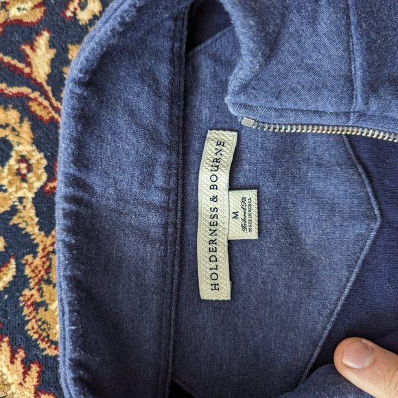 Holderness Bourne Vest - Picture 2 of 3